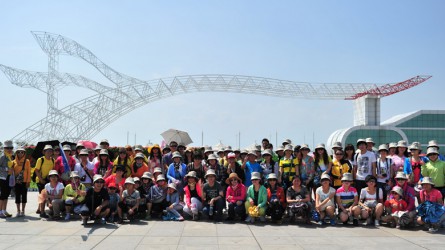 2012年蘭州員工沙湖、鎮(zhèn)北堡影視城兩日游(一）